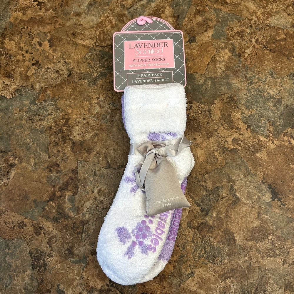 Lavender Scented Slipper Socks With Non Skid Bottoms Womens Fuzzy Soft 2 Pair